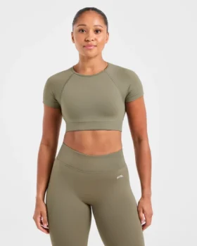 Adapt Seamless Crop Top