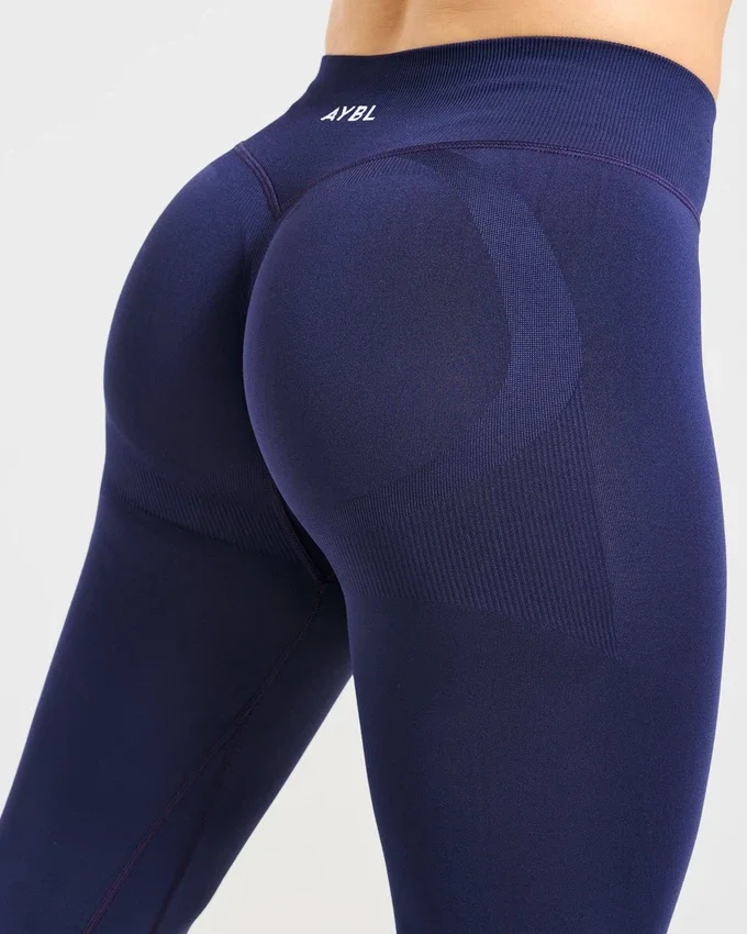 Adapt Seamless Flared Leggings