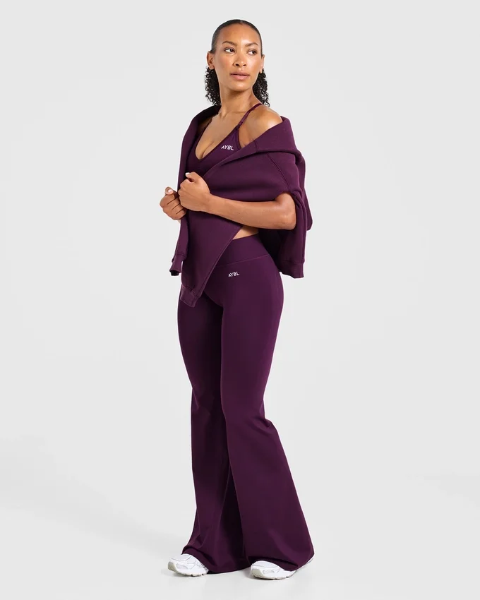 Adapt Seamless Flared Leggings