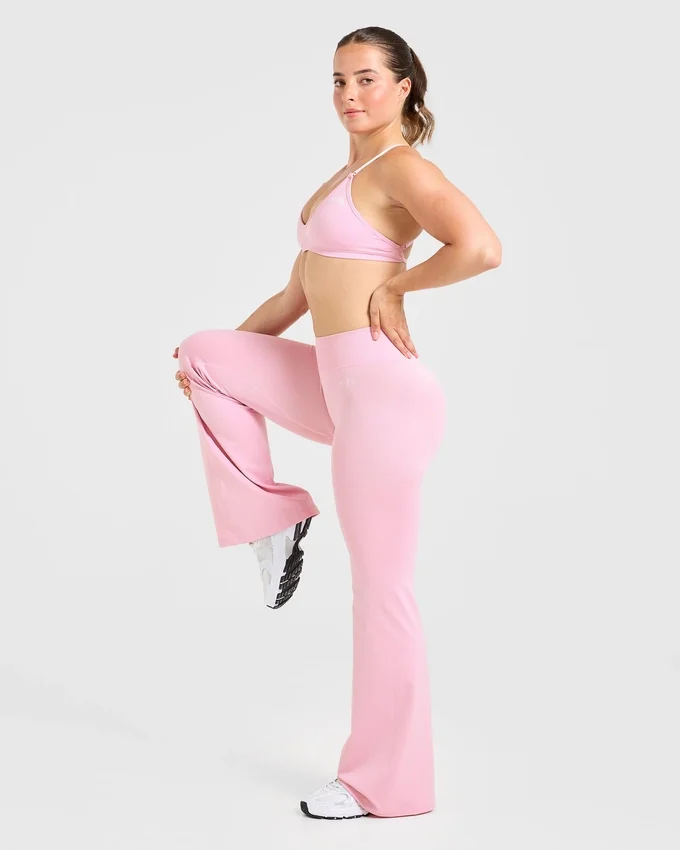 Adapt Seamless Flared Leggings