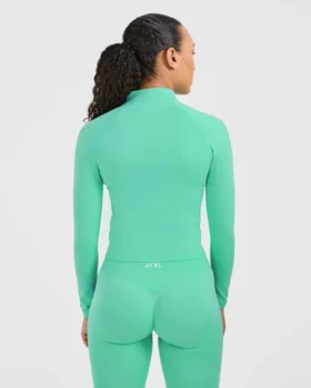 Adapt Seamless Jacket