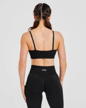 Adapt Seamless Sports Bra