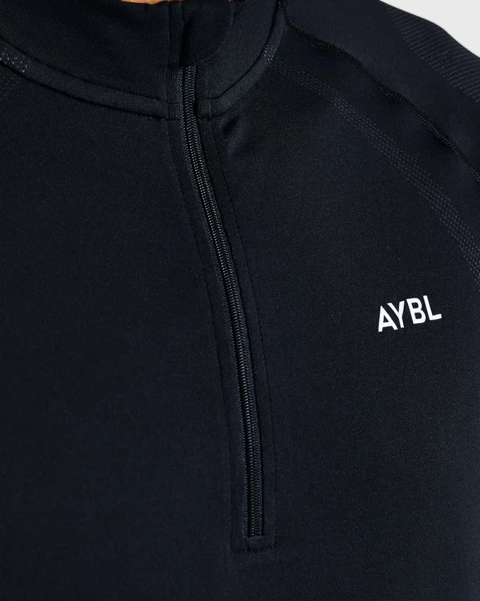 Attain Seamless 1/2 Zip Pullover