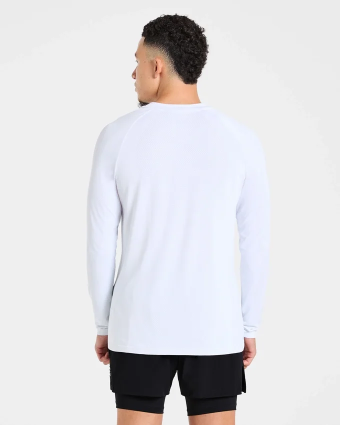 Attain Seamless Long Sleeve T Shirt