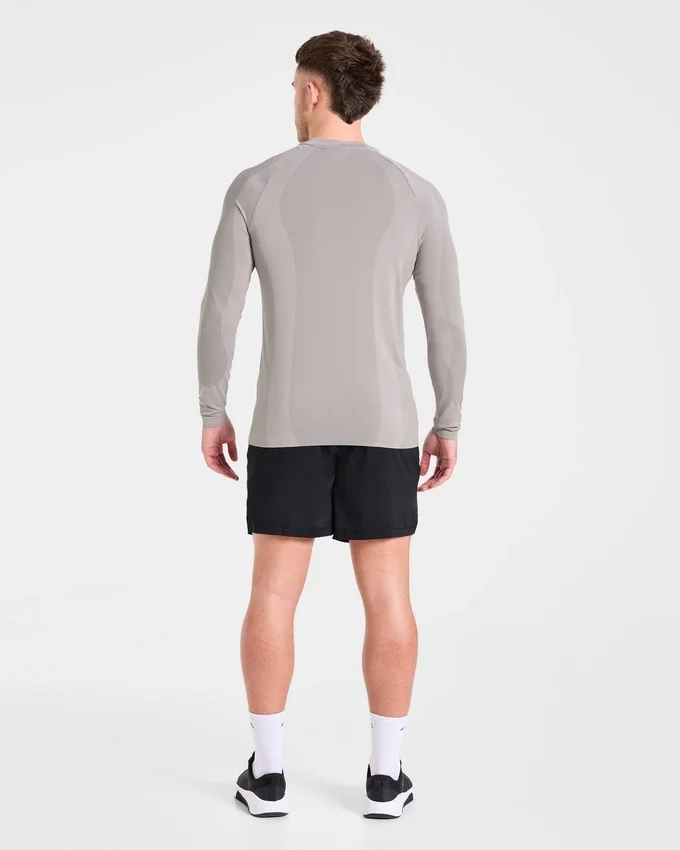 Attain Seamless Long Sleeve T Shirt