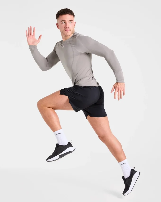 Attain Seamless Long Sleeve T Shirt
