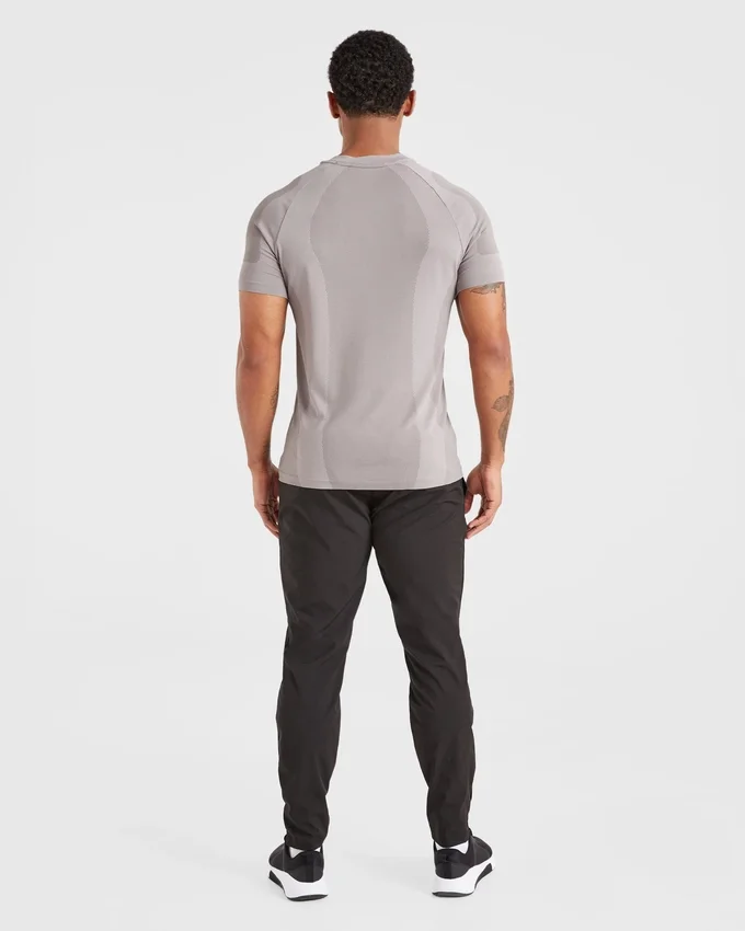 Attain Seamless T Shirt