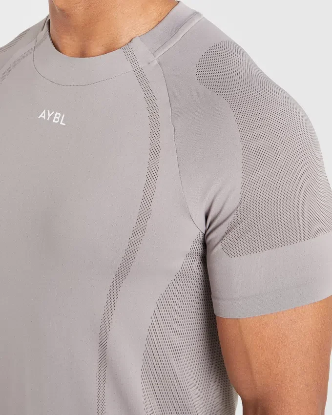 Attain Seamless T Shirt
