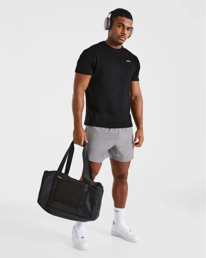 Core 5" Shorts