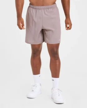 Core 7" Shorts