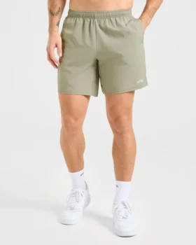 Core 7" Shorts