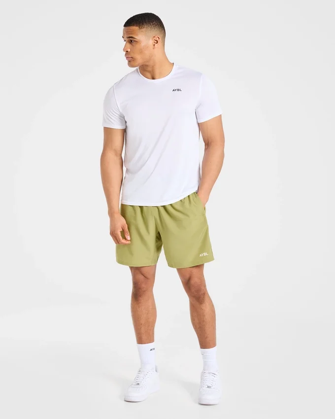 Core 7" Shorts