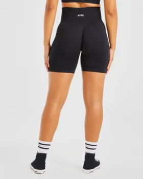 Empower Seamless Cycling Shorts