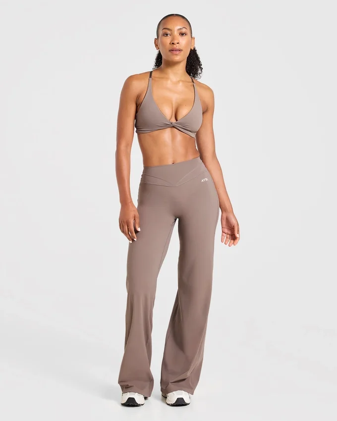 Engage Straight Leg Leggings