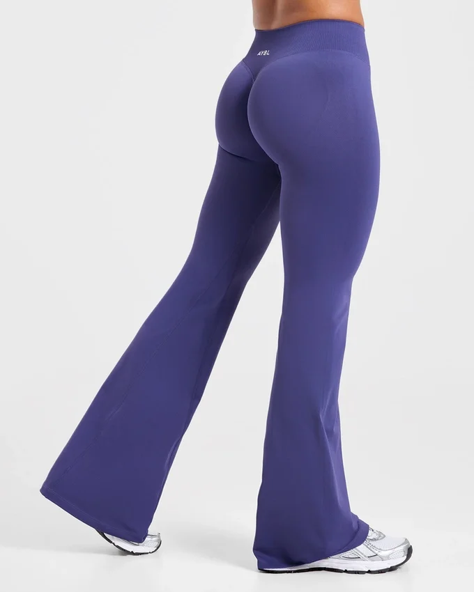 Enhance Seamless Flared Leggings