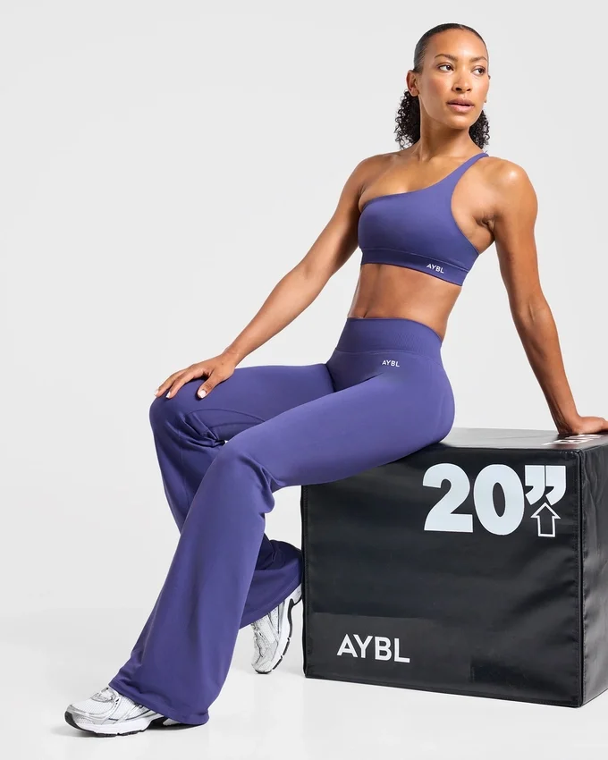 Enhance Seamless Flared Leggings
