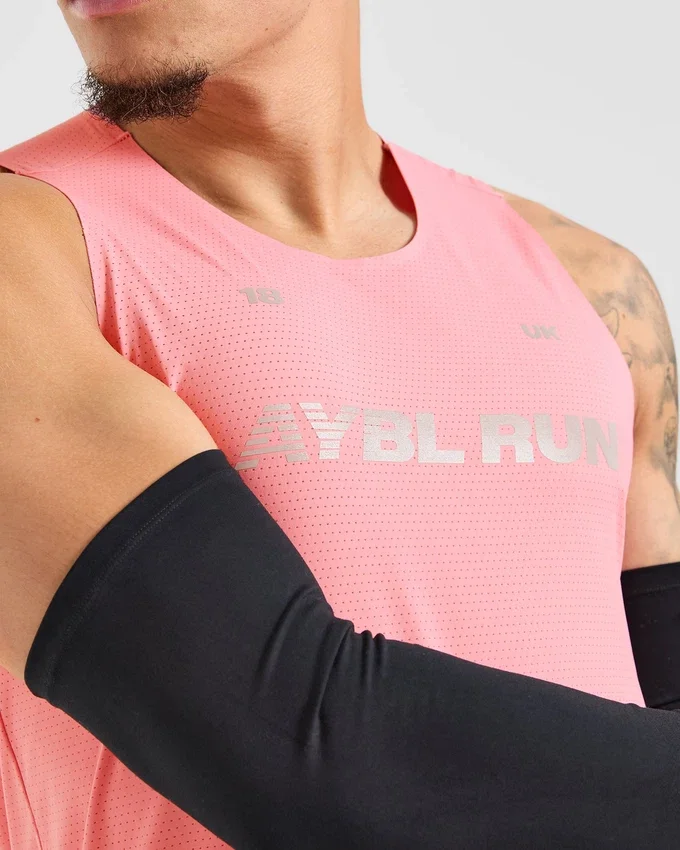 Run Loose Tank