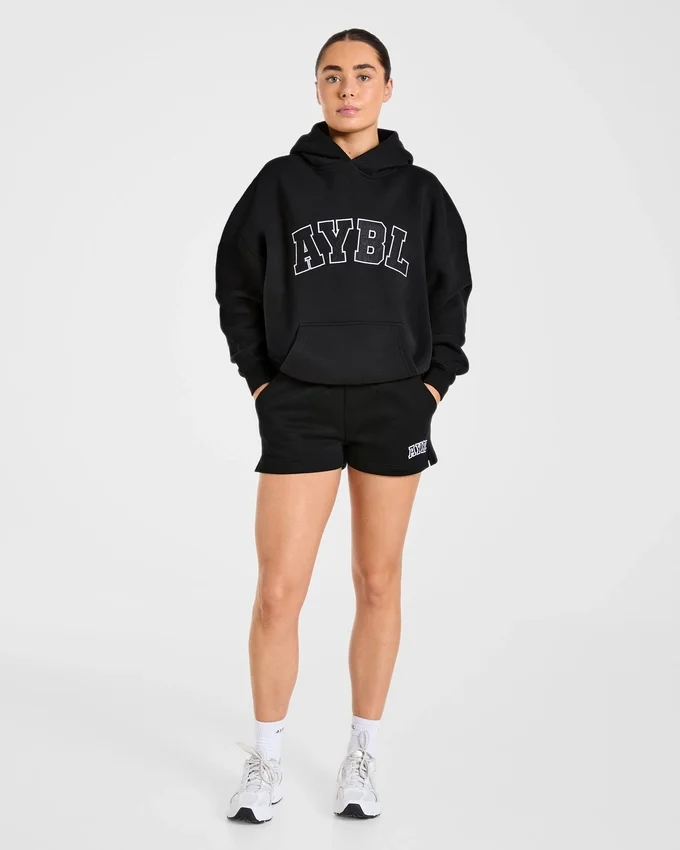 Varsity 2.0 Oversized Shorts